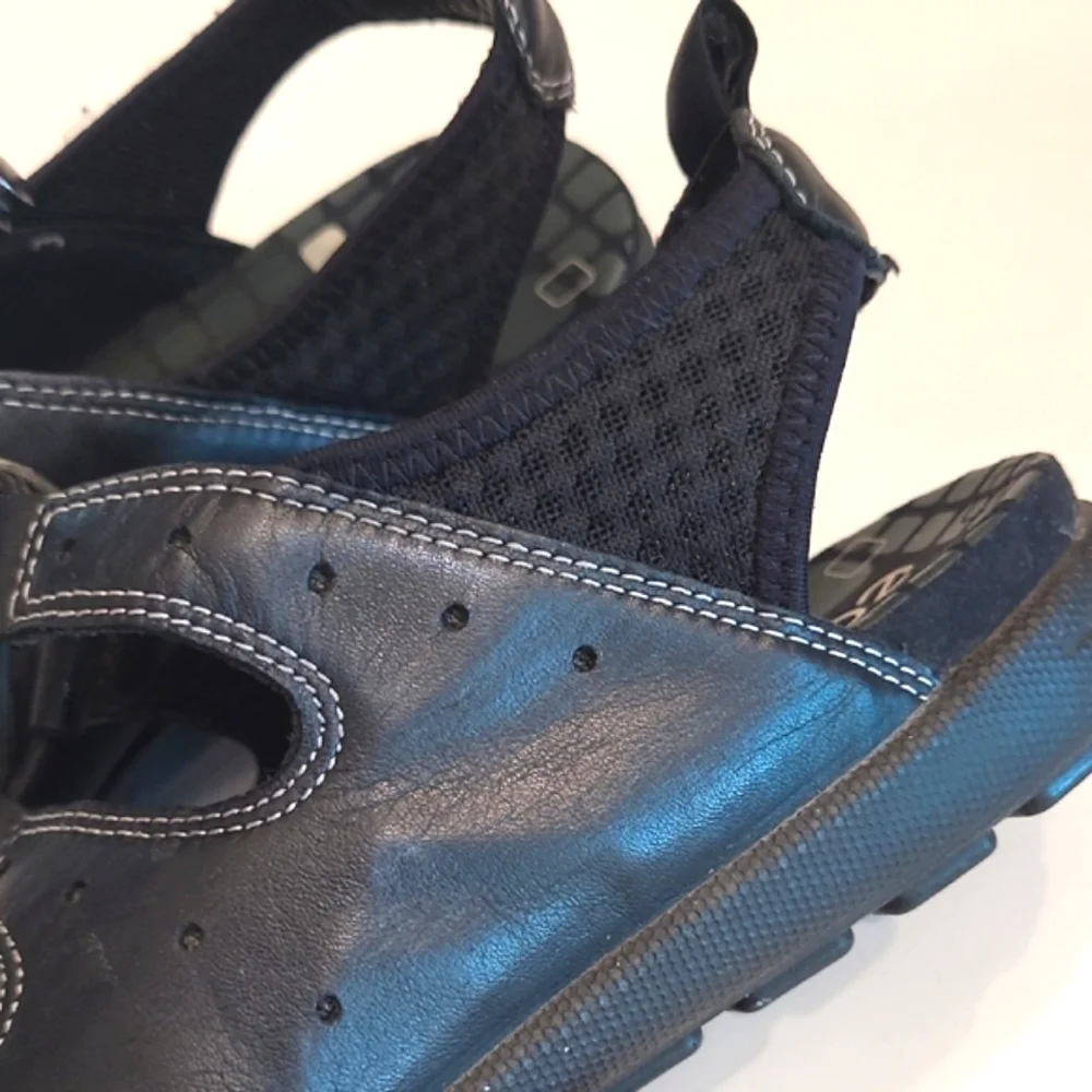 Ecco comfortable athletic